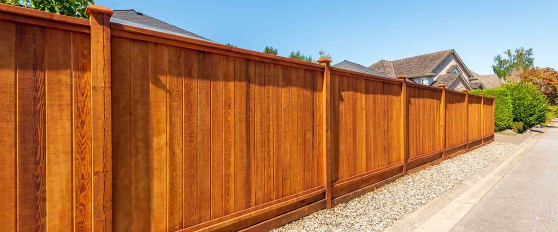 Is it cheaper to make fence panels or buy them?