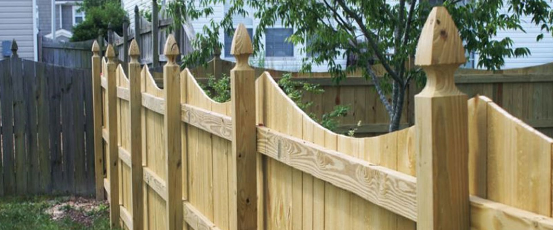 Is it cheaper to buy fence panels or make your own?