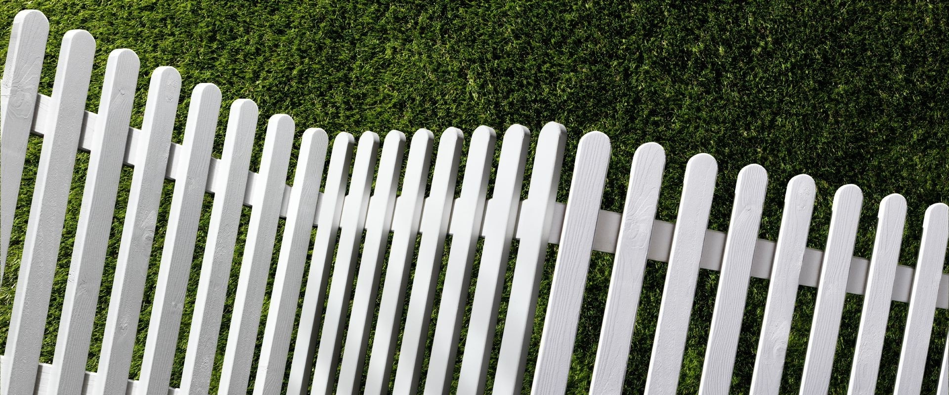 Applying Paint to Fences: A Complete Overview